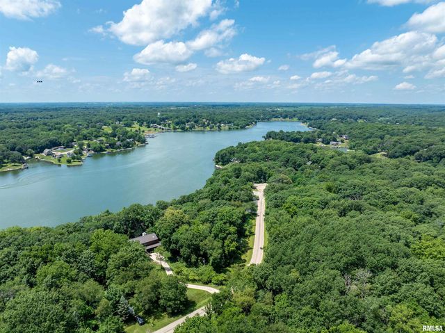 293 RED OAK Court, Dahinda, IL 61428