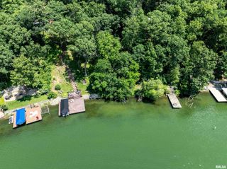 293 RED OAK Court, Dahinda, IL 61428