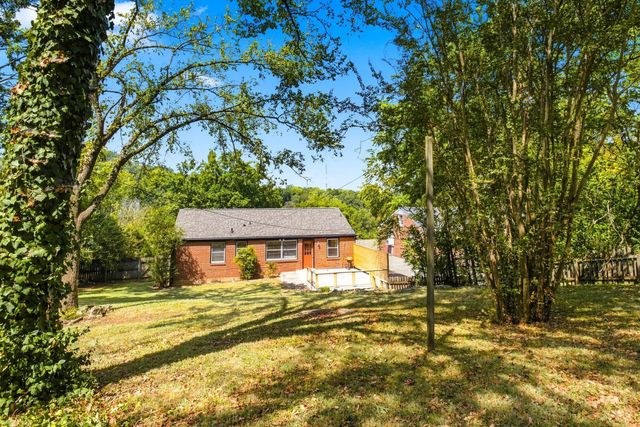 5713 Vine Ridge Drive, Nashville, TN 37205