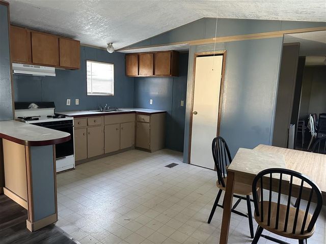 100 Balboa, Lake Charles, LA 70615