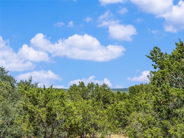 104 Crazy Cross RD, Wimberley, TX 78676