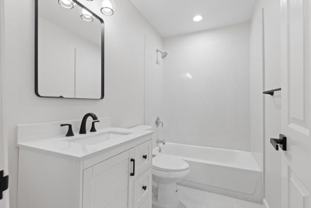 726 Indiana St, Woodbridge, CA 95258