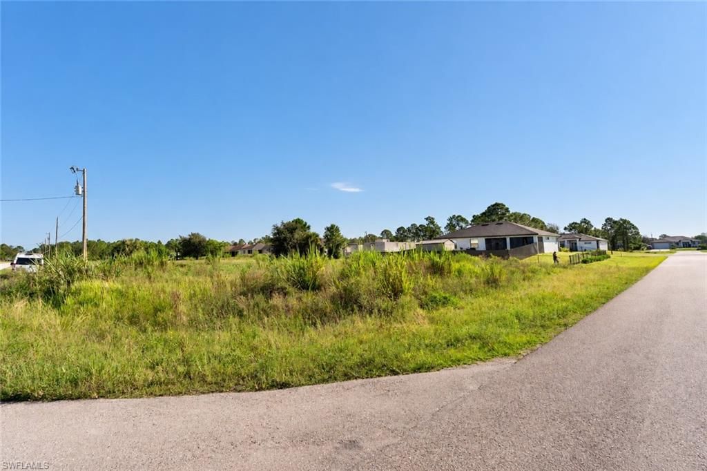 745 Oakridge AVE S, LEHIGH ACRES, FL 33974 — photo 2