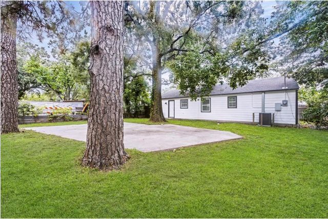 6410 Hartwick Road, Houston, TX 77016