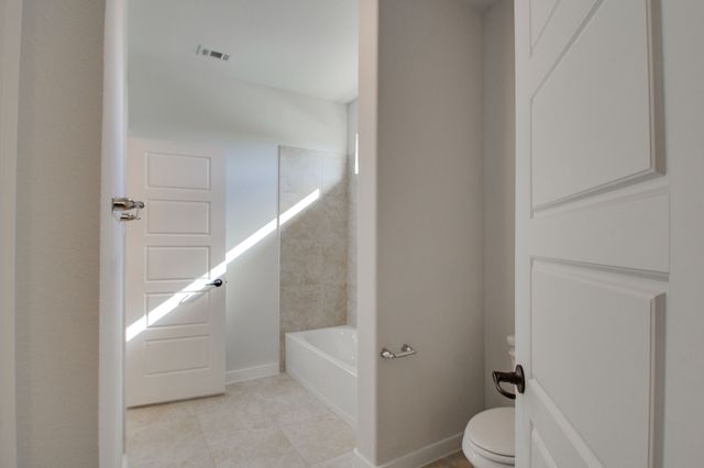 7612 Spring Drive, Watauga, TX 76148