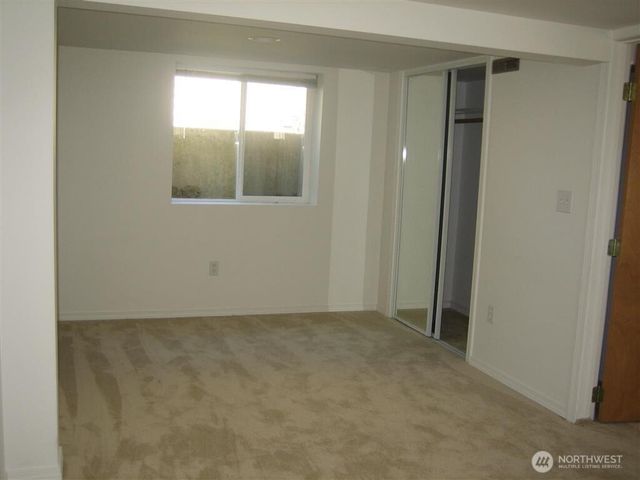 2219 Rockefeller Ave, Everett, WA 98201