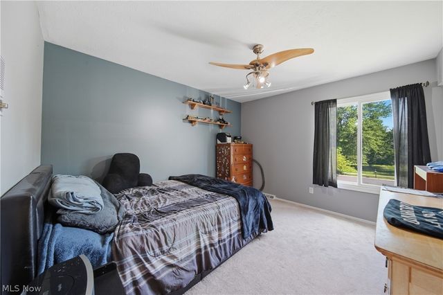 1038 Hampton Drive, Macedonia, OH 44056