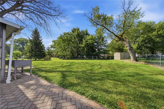 1038 Hampton Drive, Macedonia, OH 44056