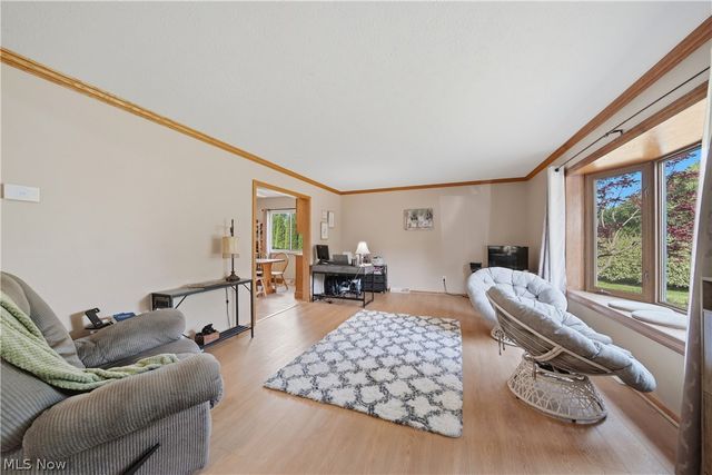 1038 Hampton Drive, Macedonia, OH 44056