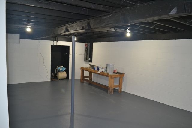 325 E Battle Creek Street, Galesburg, MI 49053