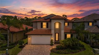 1588 Vizcaya LN, Naples, FL 34113