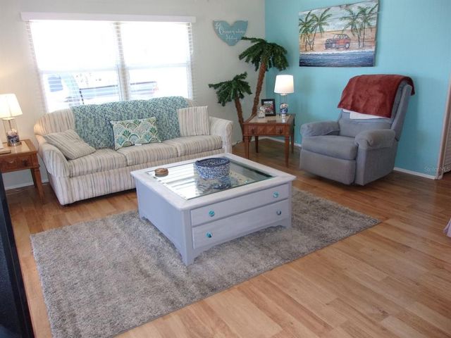 722 CAREFREE, Venice, FL 34285