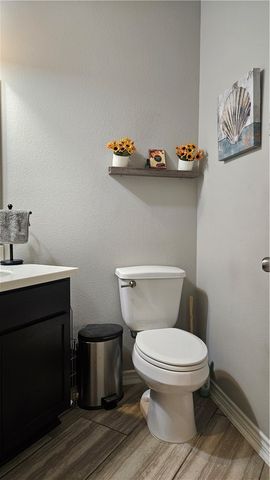 1051 Ocean Breeze St, Portland, TX 78374