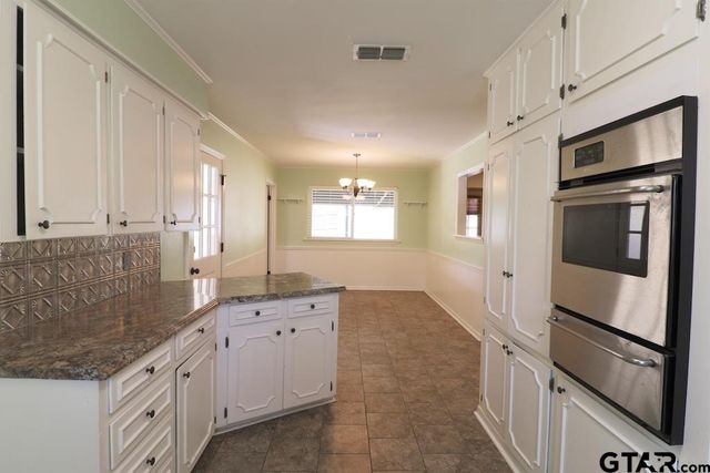 700 David Dr, Tyler, TX 75703