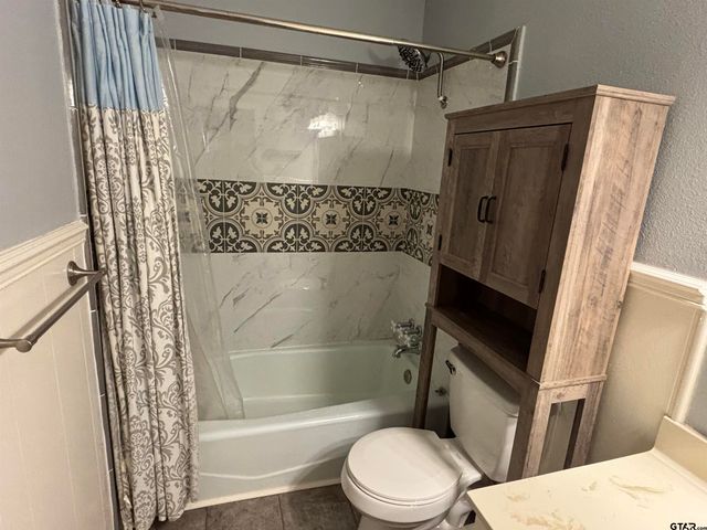700 David Dr, Tyler, TX 75703