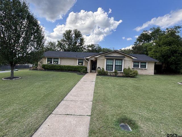 700 David Dr, Tyler, TX 75703