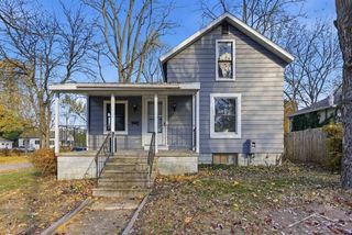924 W Allen Street, Midland, MI 48640