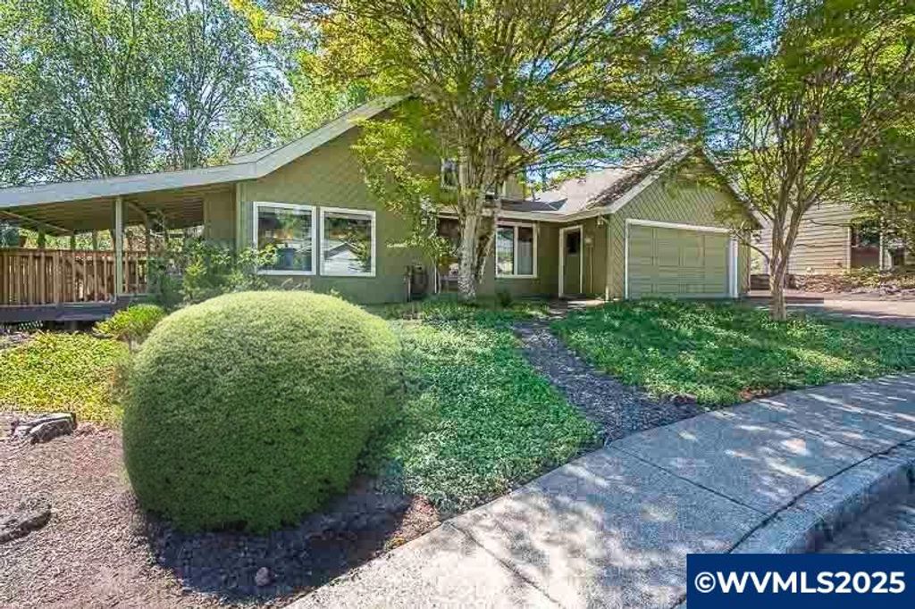 3588 NW Wisteria Pl, Corvallis, OR 97330