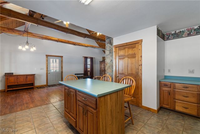 10170 Lawndell Road SW, Navarre, OH 44662