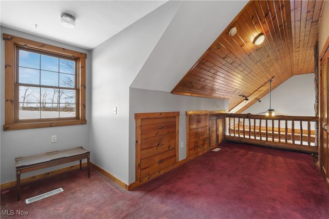 10170 Lawndell Road SW, Navarre, OH 44662