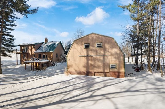 10170 Lawndell Road SW, Navarre, OH 44662