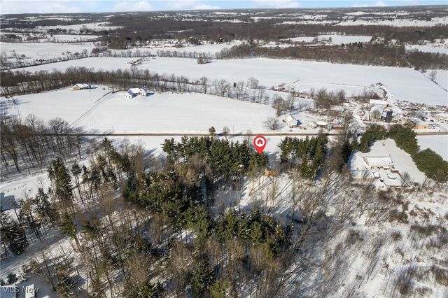 10170 Lawndell Road SW, Navarre, OH 44662