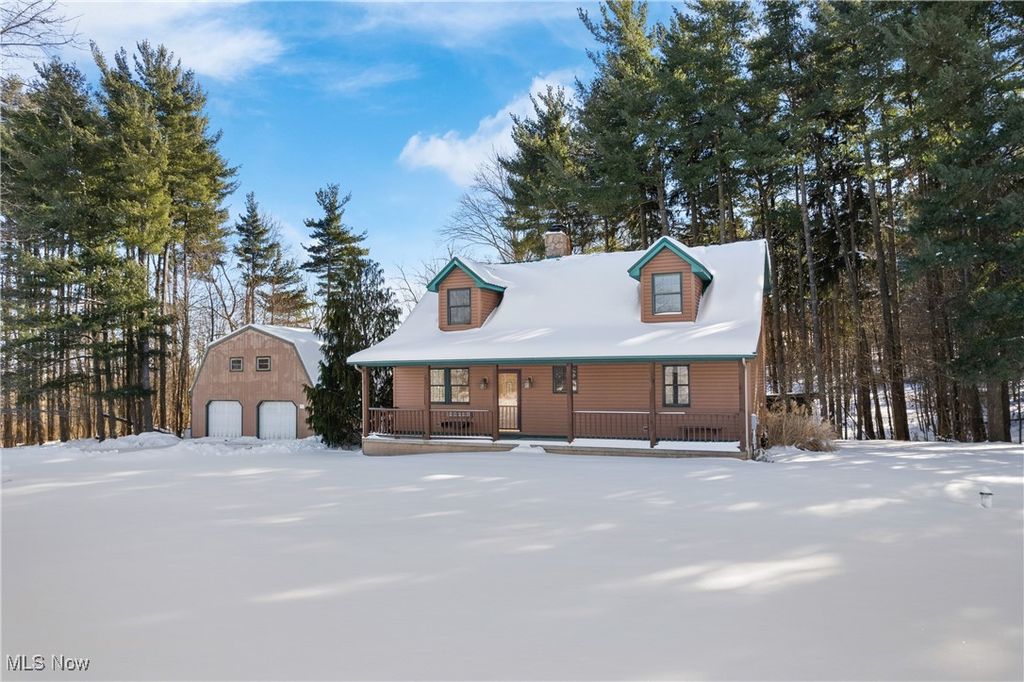 10170 Lawndell Road SW, Navarre, OH 44662