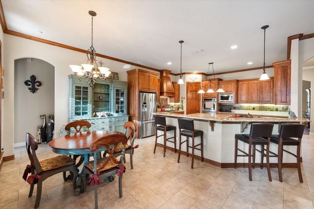 1103 Mckenzie Drive, Mansfield, TX 76063