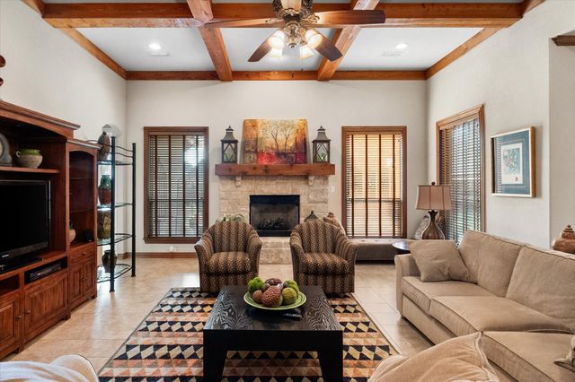 1103 Mckenzie Drive, Mansfield, TX 76063