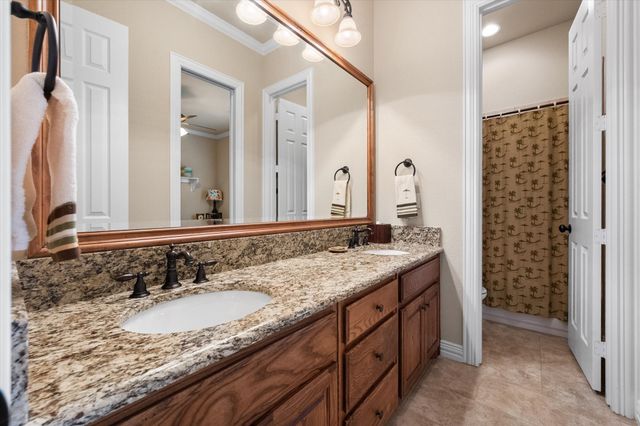 1103 Mckenzie Drive, Mansfield, TX 76063