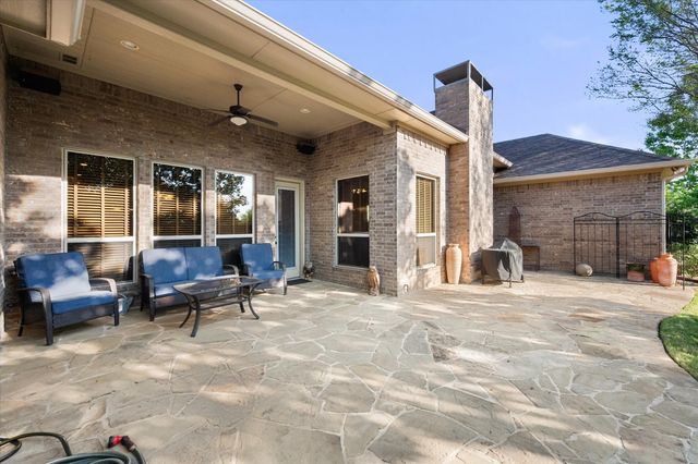 1103 Mckenzie Drive, Mansfield, TX 76063