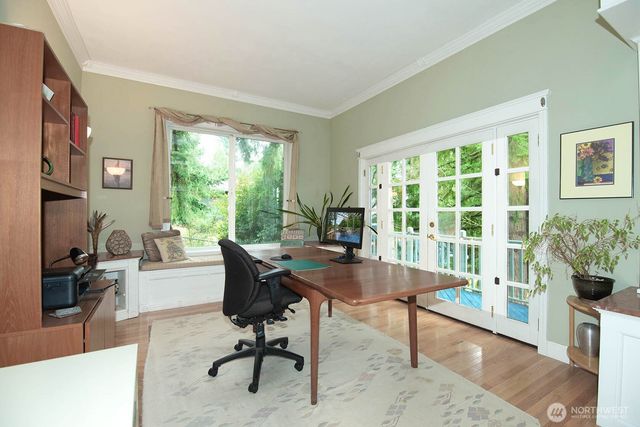 12117 Clearview Drive, Edmonds, WA 98026