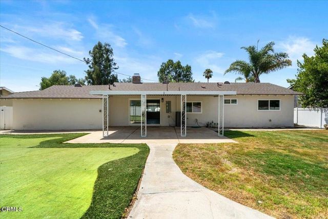 554 Dorena Drive, Newbury Park, CA 91320
