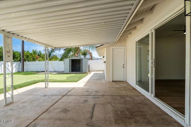 554 Dorena Drive, Newbury Park, CA 91320
