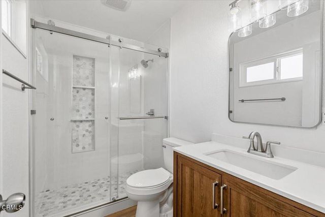 554 Dorena Drive, Newbury Park, CA 91320