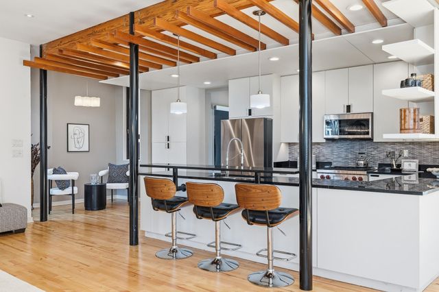 869 HARBOR ISLE CIR W, Memphis, TN 38103