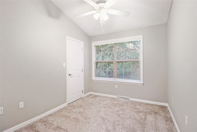 10550 Cherry Grove Ct, Mccandless, PA 15090