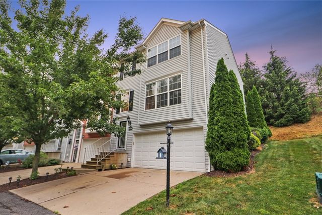 10550 Cherry Grove Ct, Mccandless, PA 15090