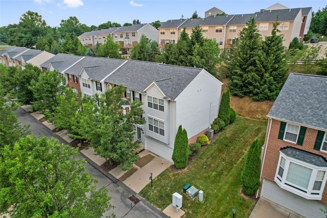 10550 Cherry Grove Ct, Mccandless, PA 15090