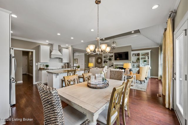 17403 Shakes Creek Dr, Louisville, KY 40023