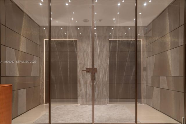 10101 Collins Avenue 4A, Bal Harbour, FL 33154