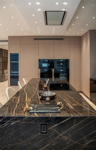 10101 Collins Avenue 4A, Bal Harbour, FL 33154