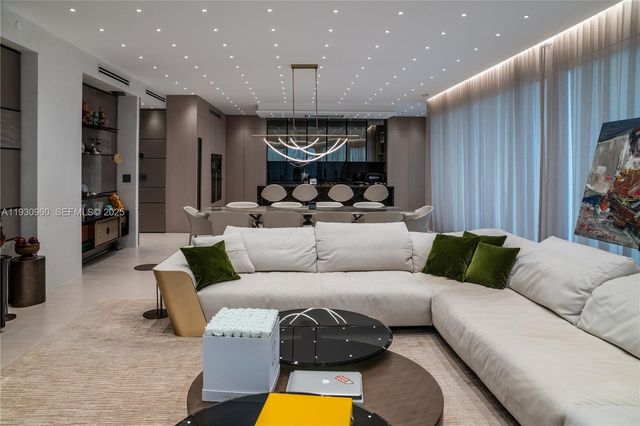 10101 Collins Avenue 4A, Bal Harbour, FL 33154