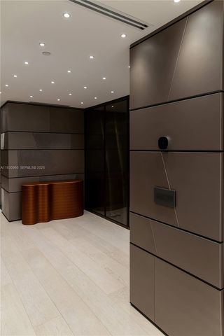 10101 Collins Avenue 4A, Bal Harbour, FL 33154