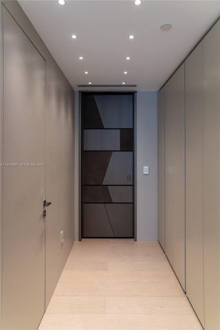 10101 Collins Avenue 4A, Bal Harbour, FL 33154