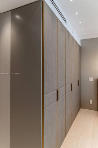 10101 Collins Avenue 4A, Bal Harbour, FL 33154
