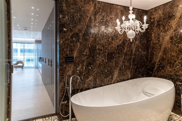 10101 Collins Avenue 4A, Bal Harbour, FL 33154
