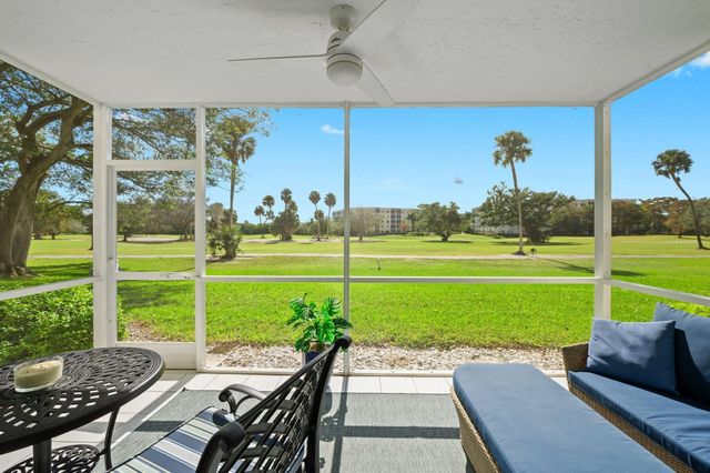3700 Oaks Clubhouse Drive 106, Pompano Beach, FL 33069