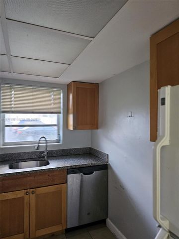 7570 SW 82nd St F110, Miami, FL 33143