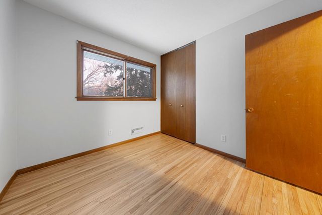 8232 Hemingway Avenue S, Cottage Grove, MN 55016